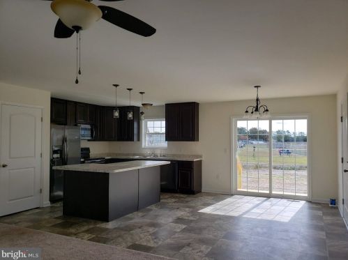 427 Melrose St, Harrington DE  19952-3285 exterior