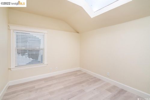 534 25th St, Oakland CA  94606-4145 exterior