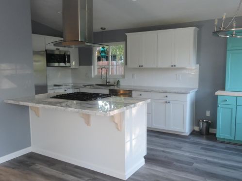 6577 Melrose Dr, North Highlands CA  95660-4378 exterior