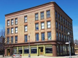 17 Cayuga St, Scriba, NY 13126-2031