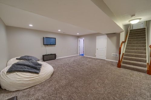 123 Stirling Way, Pataskala OH  43062-7863 exterior