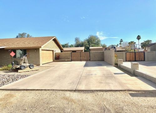 7211 Libby St, Glendale, AZ 85308-8141