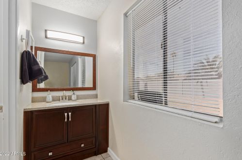 3068 89 Dr, Phoenix AZ 85037-1171 exterior