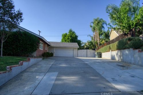 3125 Celeste Dr, Riverside, CA 92507-4021
