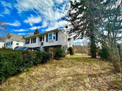 48 Dell Ave, United States Coast Guard Ac, CT 06320-3308