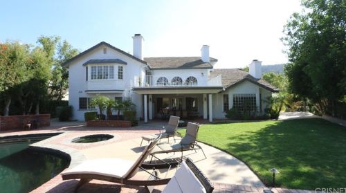 29523 Ridgeway Dr, Calabasas CA exterior