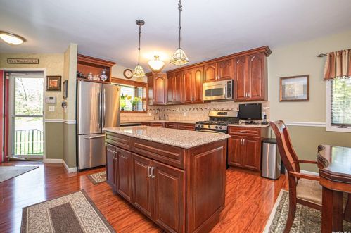 1 Anthony Dr, West Islip, NY 11795-2340