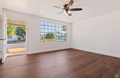 218 Hillcrest Ave, Benicia, CA 94510-2225