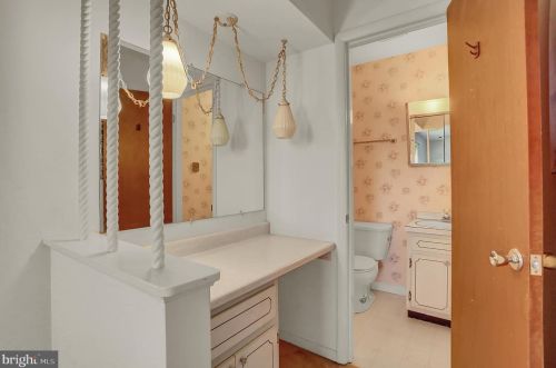 1500 Terrace Ave, Carlisle PA  17013-9369 exterior