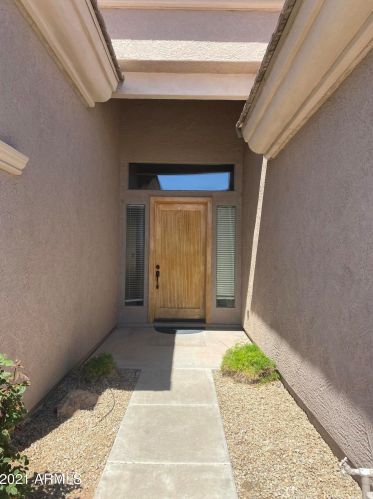 714 Desert Ave, Gilbert, AZ 85233-2049