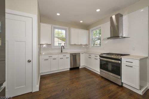 269 Teaneck Rd, Ridgefield Park NJ  07660-2004 exterior