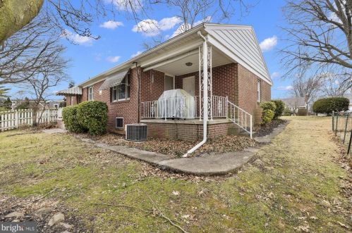 15 Lee St, Hanover PA  17331-1923 exterior