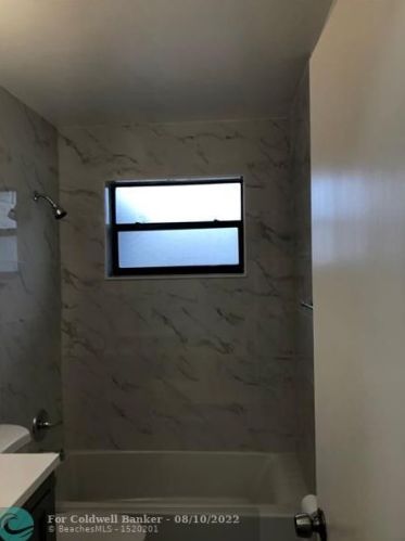 7731 10 St, Hollywood FL 33024-4306 exterior