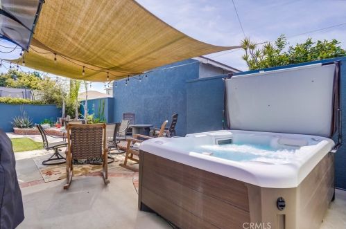 3753 Snowden Ave, Long Beach CA  90808-2226 exterior