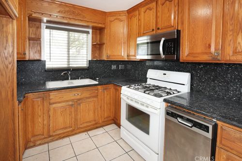 322 Parker St, Orange CA  92868-2231 exterior