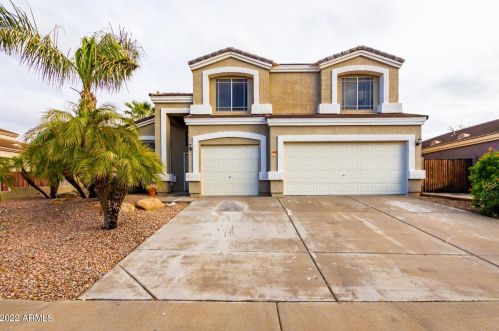 8368 Berridge Ln, Glendale, AZ 85305-2555