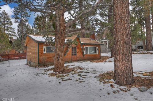 332 Brewer Way, Big Bear City CA  92314-9529 exterior