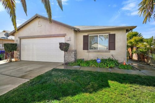 12051 Royal Oaks Rd, Victorville, CA 92392-1248