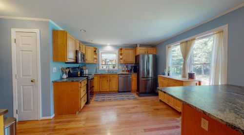 15 Deer Run, Fremont NH  03044-3532 exterior