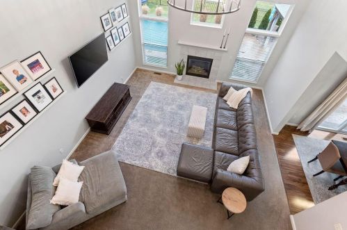 2856 Crosshurst Ct, Darbydale OH  43123-8087 exterior