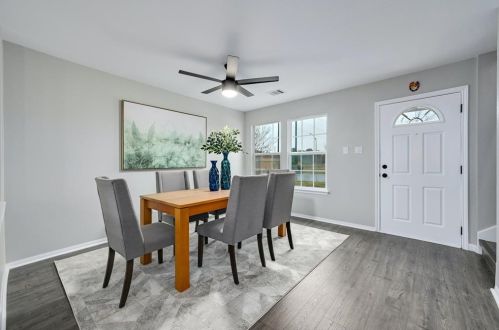 97 Stonehedge Blvd, Georgetown TX  78626-7673 exterior