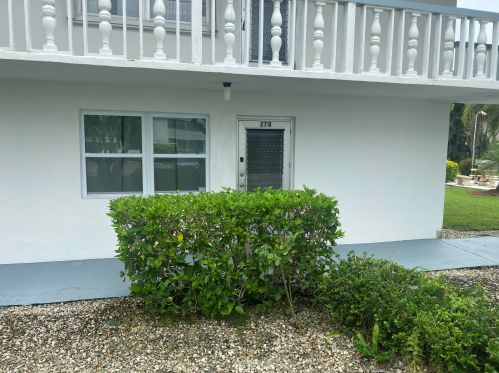 278 Sheffield L, West Palm Beach, FL 33417-1536