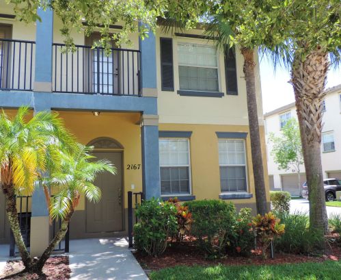 2167 Eatonville Dr, Fort Pierce, FL 34952-8003