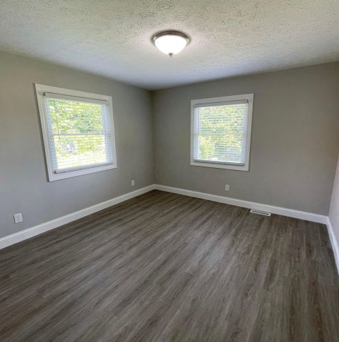 8644 Lilly Chapel Georgesville Rd, West Jefferson OH  43162-9769 exterior