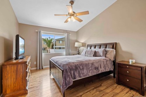 42092 Orange Blossom Dr, Temecula CA  92591-5542 exterior