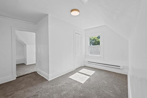 5438 Jackson St, Pittsburgh PA  15206-5311 exterior