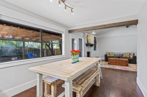 9626 Braeburn Gln, Austin TX 78729-2710 exterior