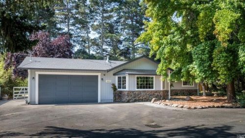 1401 Hurlbut Ave, Sebastopol, CA 95472-2876
