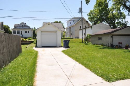 221 Tripoli Ave, Milwaukee WI 53221-1447 exterior