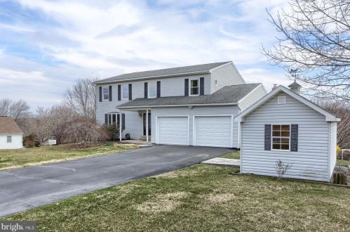 70 Acomo Dr, Siddonsburg PA  17019-9782 exterior