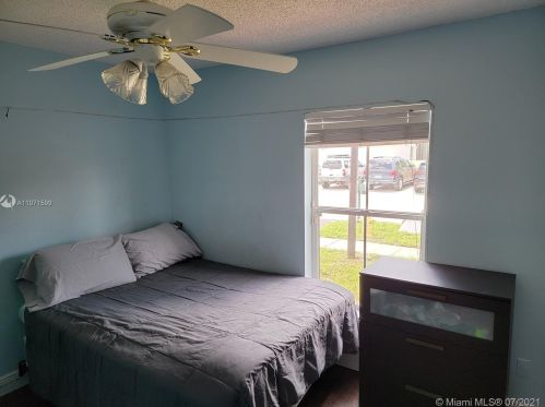 2175 184th Ter, Hollywood, FL 33029-3816