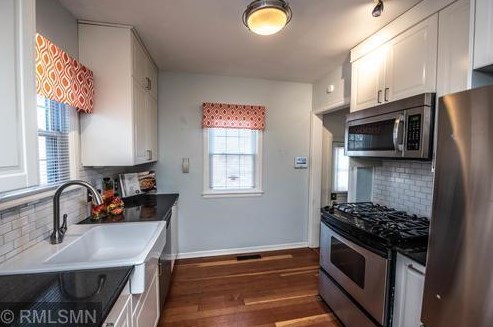 4224 Scott Ter, Minneapolis, MN 55416-5036
