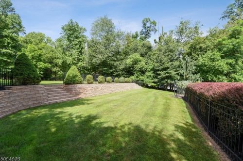 1510 Rahway Rd, Scotch Plains NJ  07076-2714 exterior