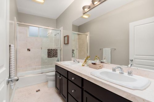 7164 Buckingham Blvd, Berkeley CA  94705-1715 exterior