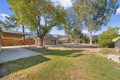 32861 Brechtel St, Lake Elsinore CA  92530-0420 exterior