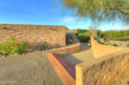 5530 Entrada Ultima, Tucson AZ  85718-4711 exterior