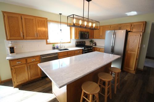 2414 Hynes Ave, Saint Paul, MN 55128-5114