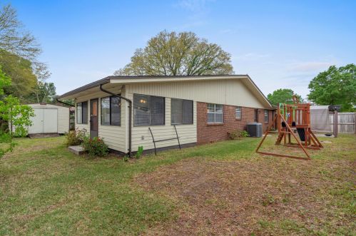 88 9th St, Shalimar FL  32579-1431 exterior