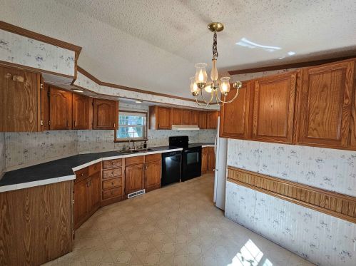 51 Deer Run Ln, Northwood, NH 03261-4101