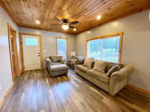 717 Chieftain St, East Farmington WI  54020-8014 exterior