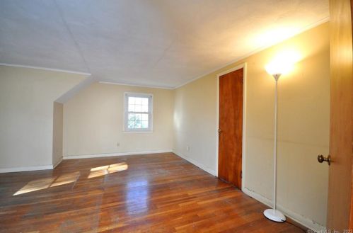 11 Hiram Ln, Bloomfield CT  06002-1224 exterior