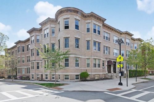 71 Babcock St, Brookline MA  02446-5951 exterior