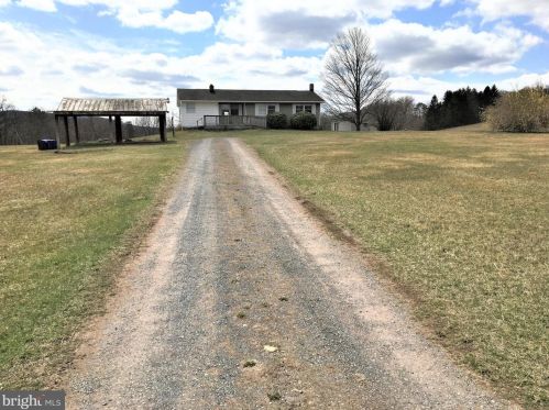 1237 Barnes Rd, Mann, PA 17211-8027