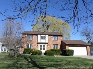 76 Mcnair Rd, Buffalo, NY 14221-3714