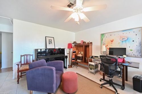 788 102nd Ave, Naples, FL 34108-3213