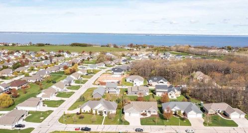 2903 Bally Bunion Ln, Green Bay, WI 54311-6136